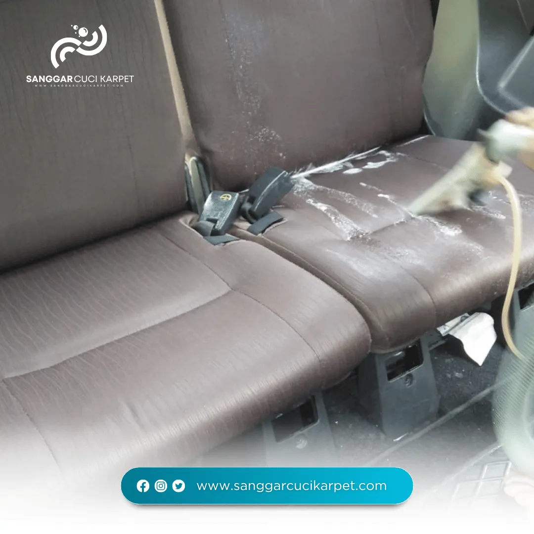Cuci Jok Mobil