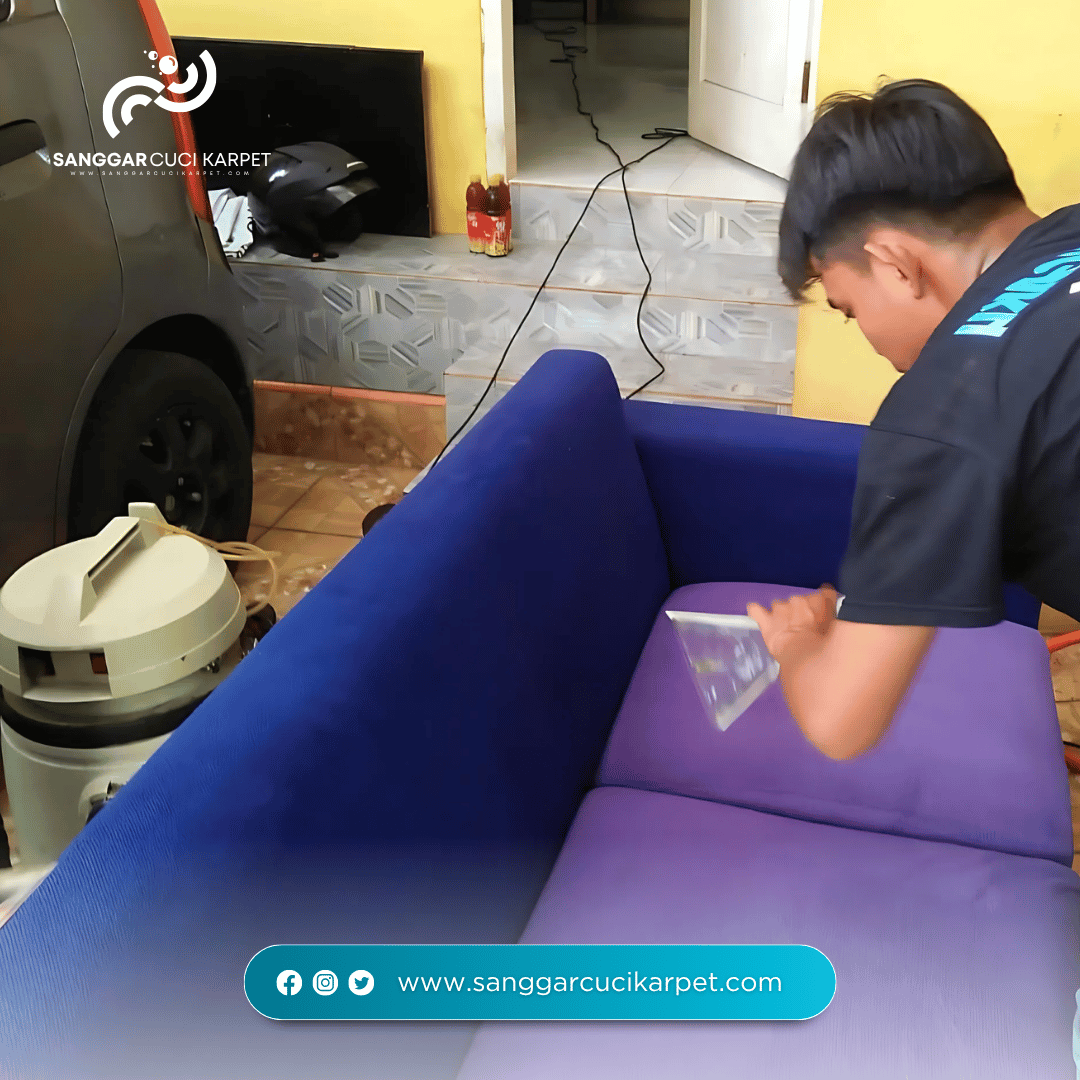 Cuci Sofa