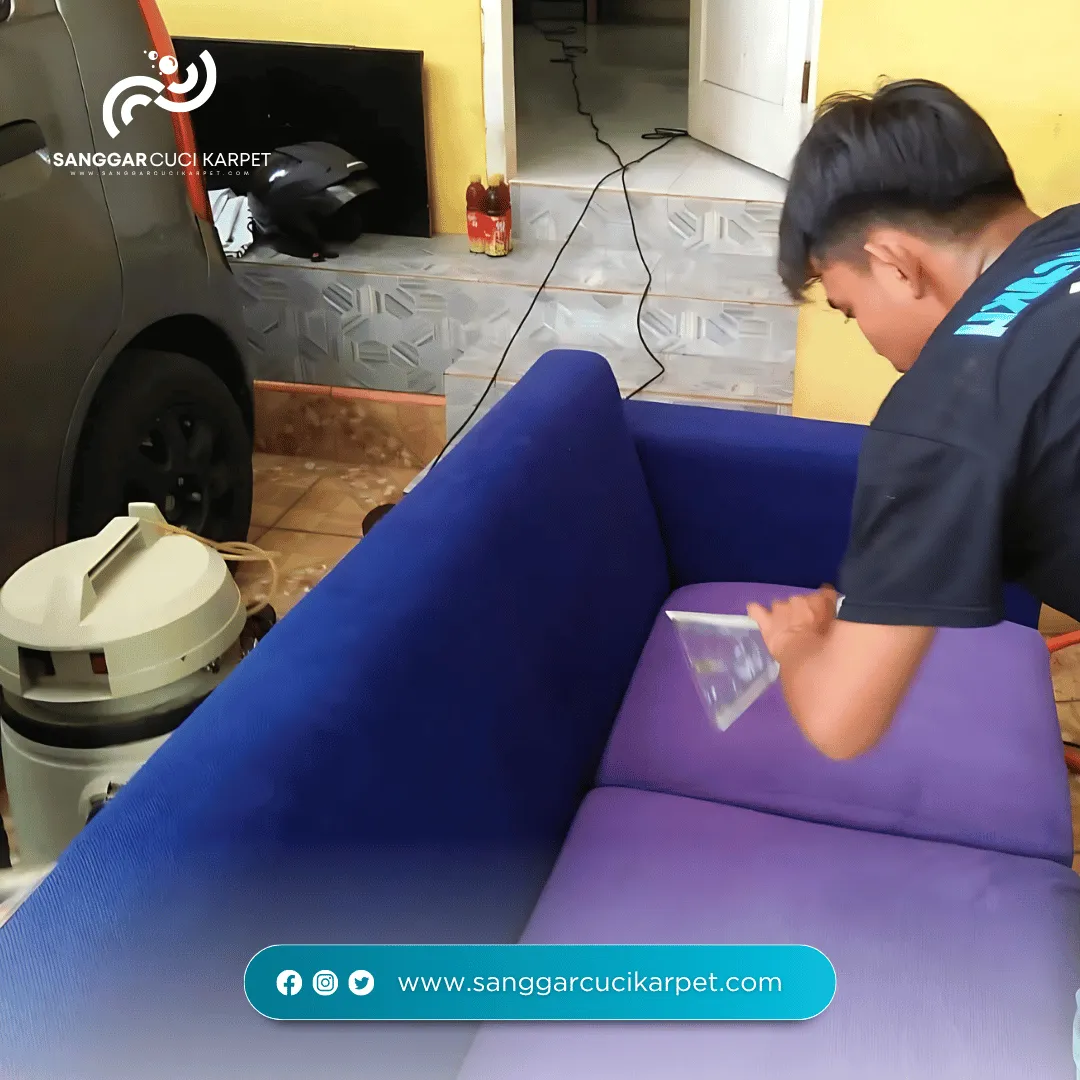 Cuci Sofa